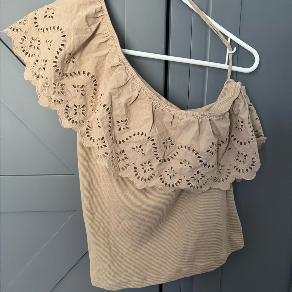 Old Navy - Elegant Beige Off-Shoulder Ruffle Women's Top